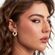 35892-brinco-organico-vazado-medio-liso-banho-ouro-18k-rosa-valverde-semijoias -2-